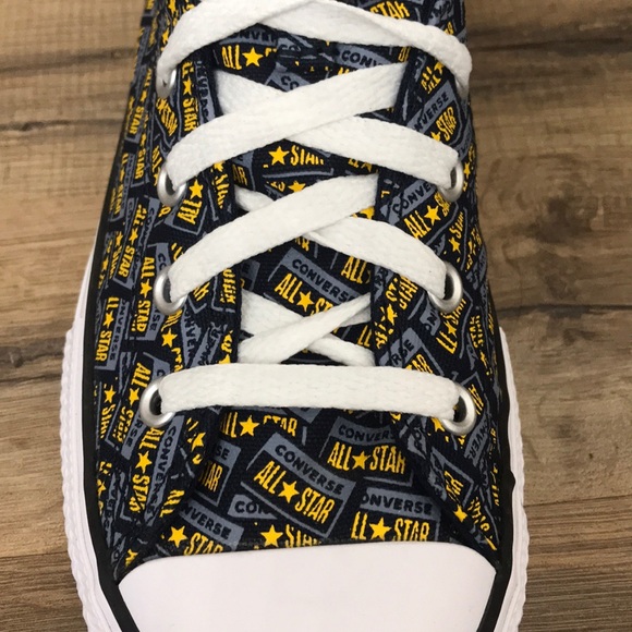 CONVERSE LOW TOP BRAND NEW - Picture 9 of 14